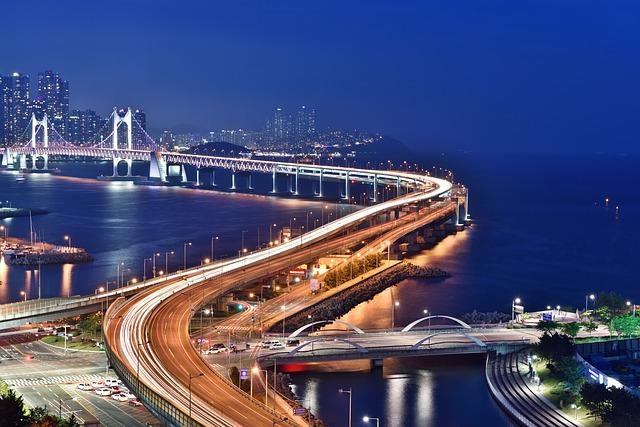 busan-night-scene-1747130_640.jpg